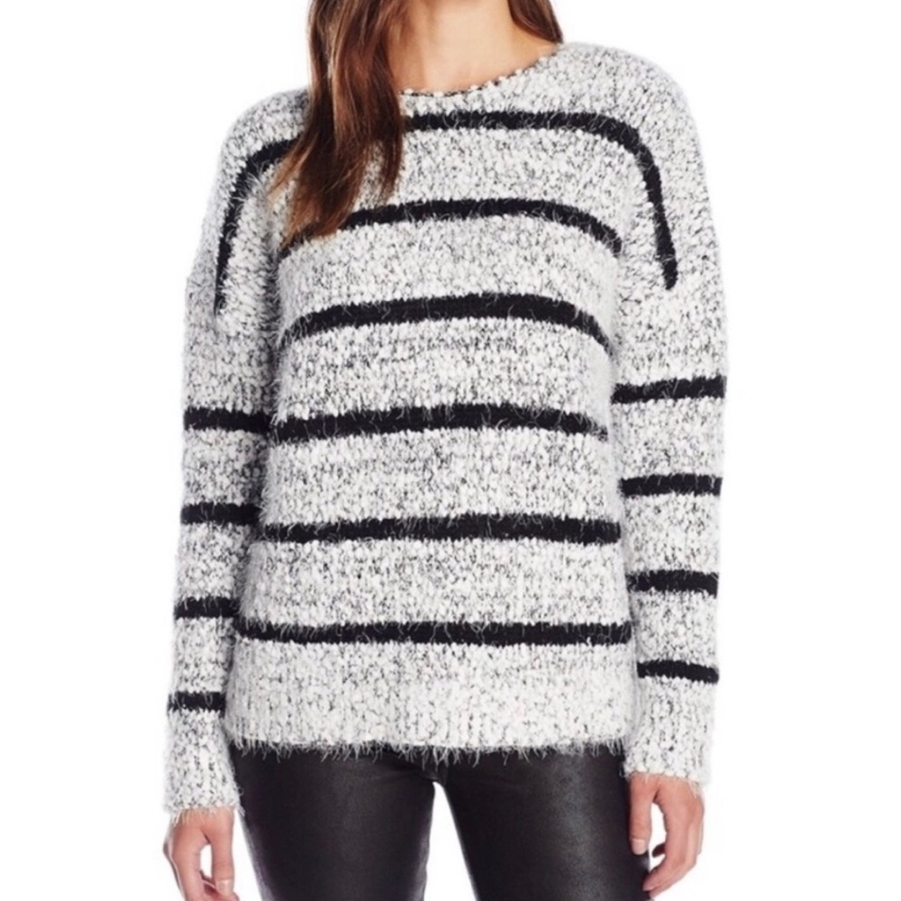 Calvin Klein Oversized Soft Fuzzy Sweater - Picture 2 of 12